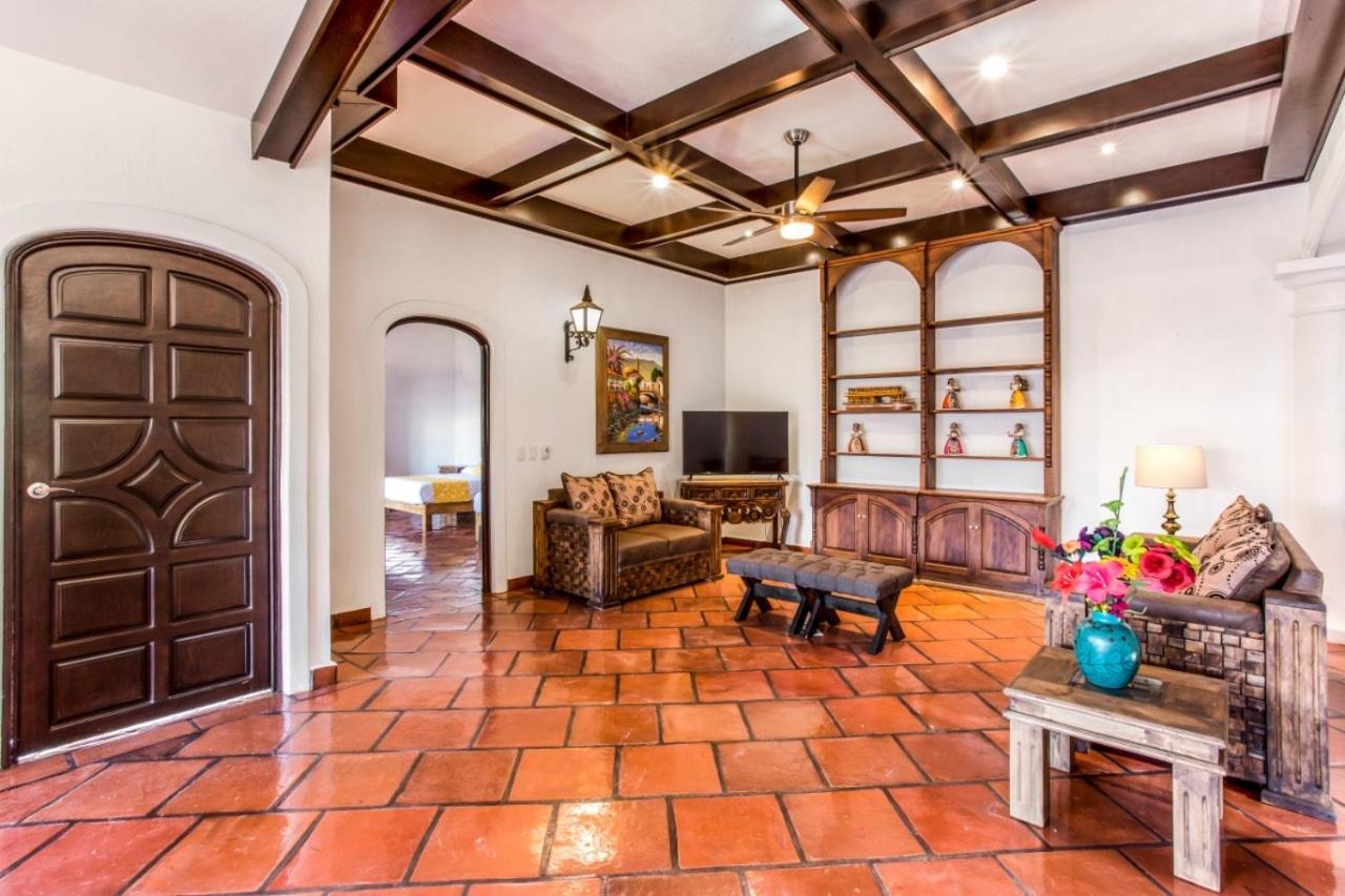 Caroline Bella Bed & Breakfast Ajijic Exterior foto